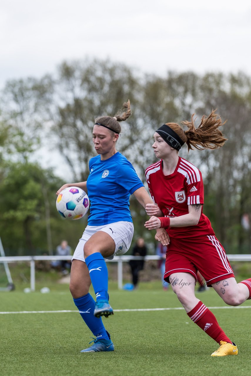 Bild 303 - F SV Wahlstedt - Holstein Kiel II : Ergebnis: 8:1